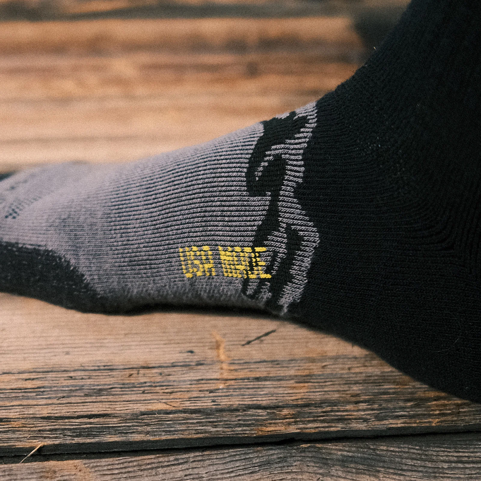 Lightweight Mountain Ridges Crew Sock - Image 9