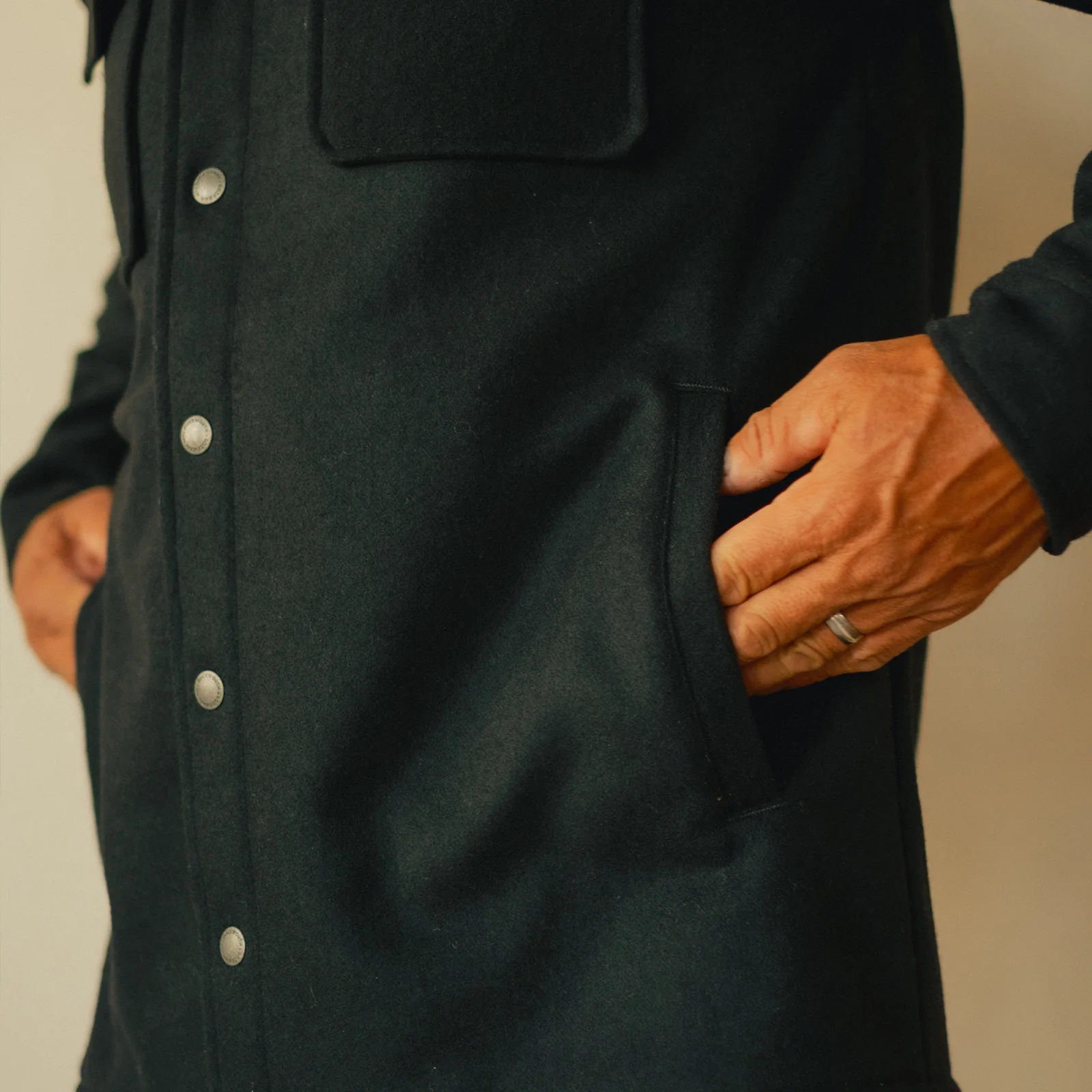 Men's Snowcrest Shirt Jacket - Image 5